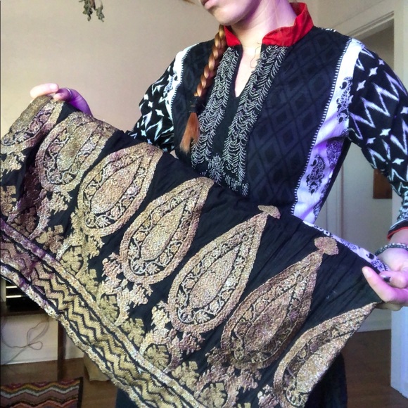 Gorgeous Handmade Ethnic Indian Long Tunic - Picture 5 of 5